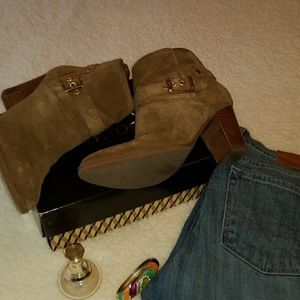 Sold-GUC! Franco Sarto Suede booties